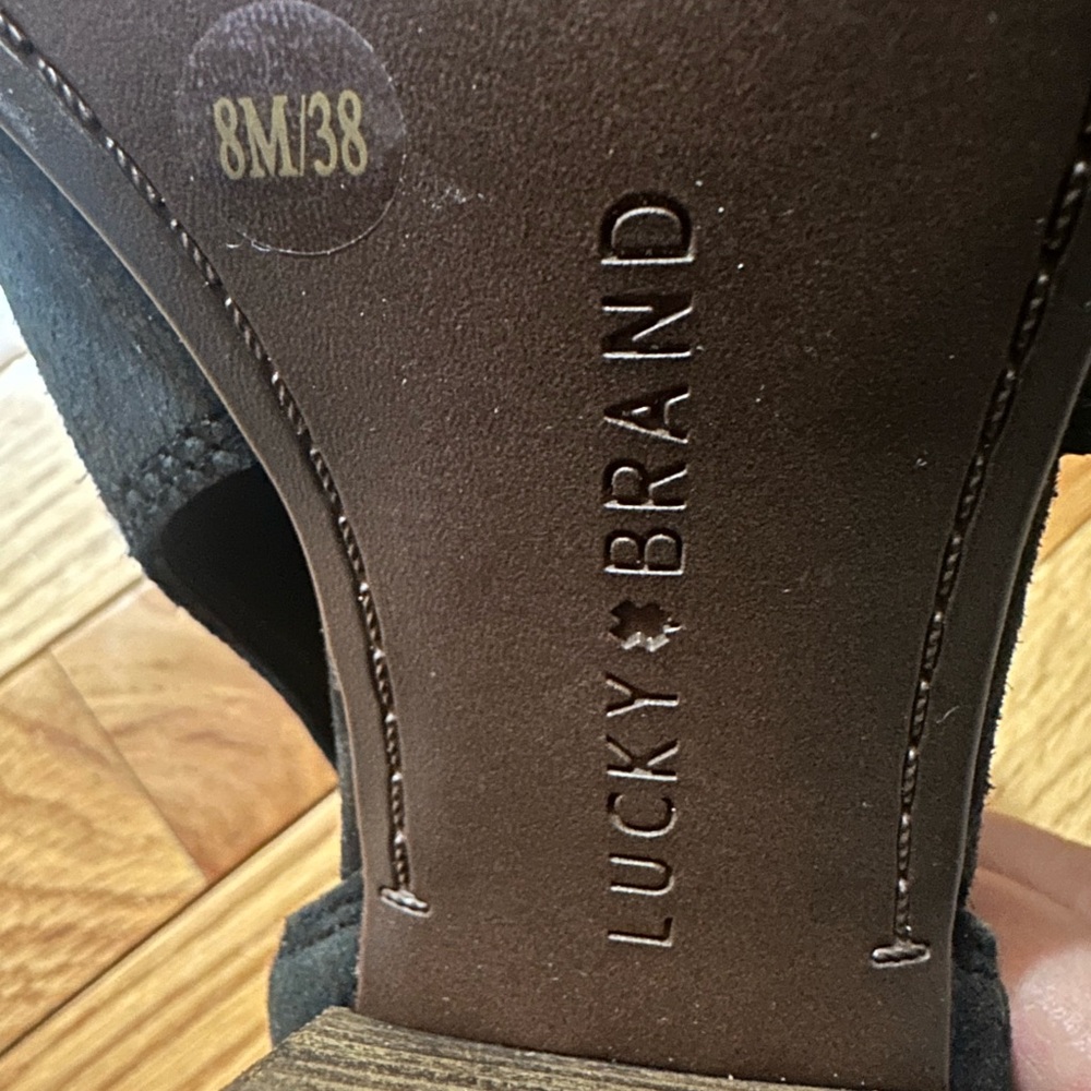 Lucky brand black suede peep toe/side booties - Picture 4 of 5